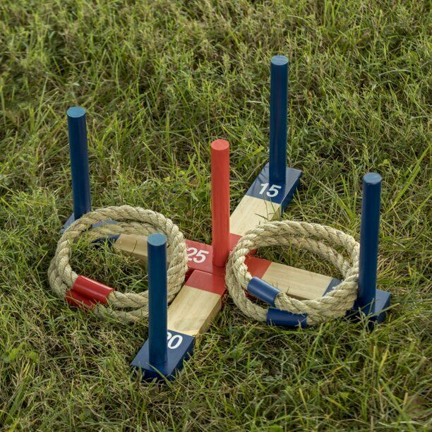 TRIUMPH COMPACT & PORTABLE WOOD RING TOSS WITH 1 WOODEN 5 PEG TARGET & 4 RINGS