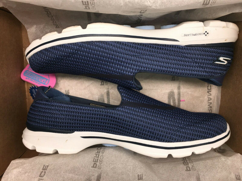 NEW SKECHERS WOMEN'S GO WALK 3 SNEAKERS NAVY/ WHITE sz 11 FREE SHIP 13980