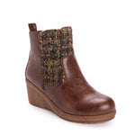 MUK LUKS WOMEN'S NOVAH WEDGE HEEL ANKLE FASHION BOOT sz 6 BROWN 1000031200-6