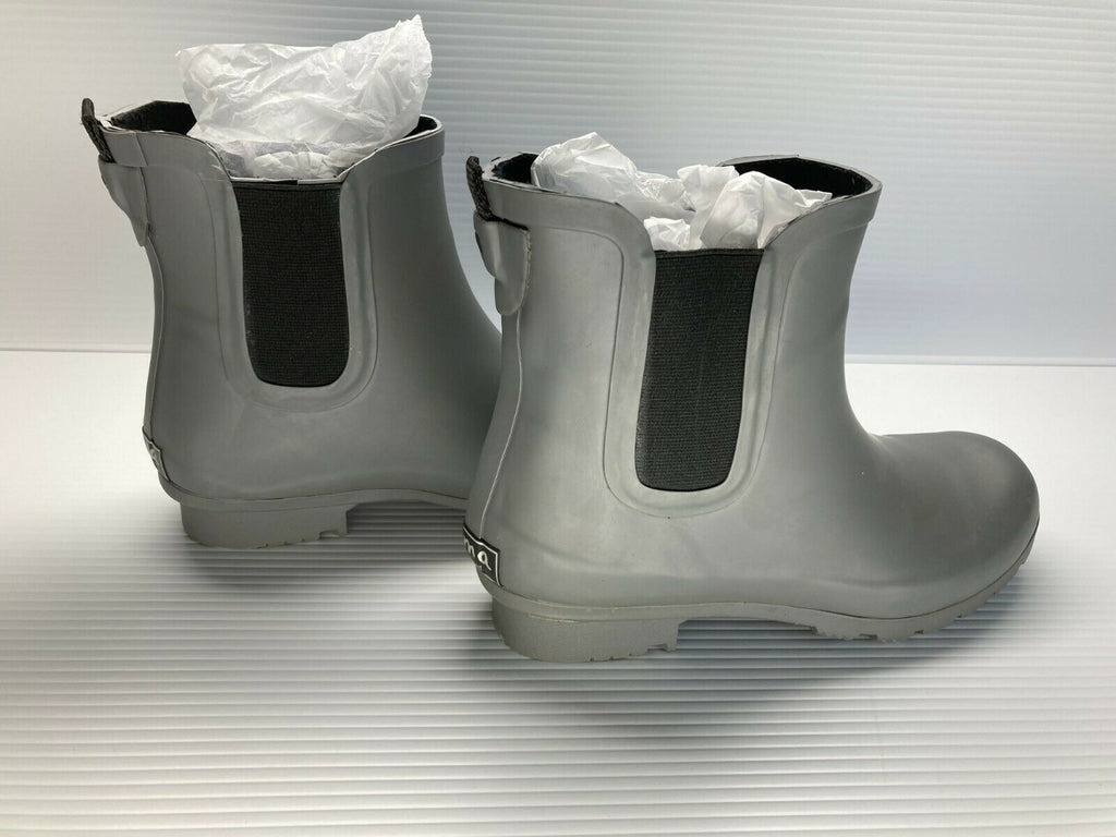 ROMA WOMEN'S CHELSEA WATERPROOF COMFORTABLE COSY SLEEK RAIN BOOTS sz8 MATTE GREY